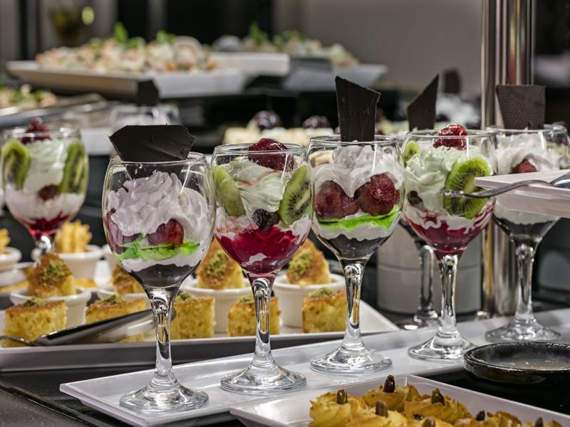 B Business & Otel